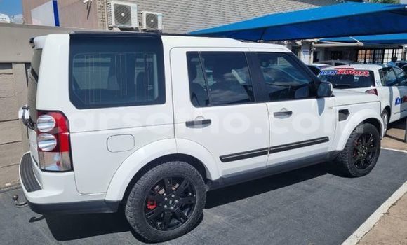 Buy Used Land Rover Discovery White Car in Maseru in Maseru Buy Used Land Rover Discovery White Car in Maseru in Maseru