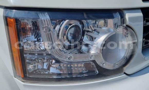 Buy Used Land Rover Discovery White Car in Maseru in Maseru Buy Used Land Rover Discovery White Car in Maseru in Maseru