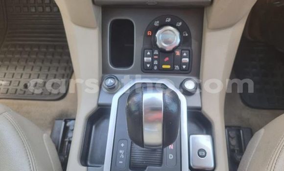 Buy Used Land Rover Discovery White Car in Maseru in Maseru Buy Used Land Rover Discovery White Car in Maseru in Maseru