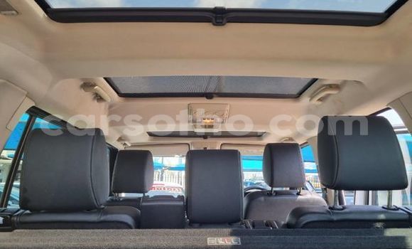 Buy Used Land Rover Discovery White Car in Maseru in Maseru Buy Used Land Rover Discovery White Car in Maseru in Maseru