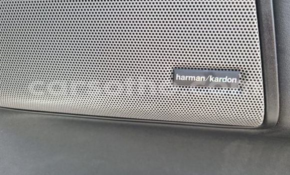 Buy Used Land Rover Discovery White Car in Maseru in Maseru Buy Used Land Rover Discovery White Car in Maseru in Maseru