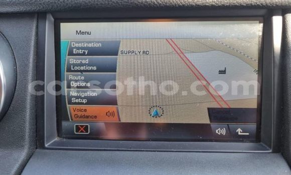 Buy Used Land Rover Discovery White Car in Maseru in Maseru Buy Used Land Rover Discovery White Car in Maseru in Maseru