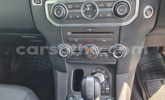 Buy Used Land Rover Discovery White Car in Maseru in Maseru Buy Used Land Rover Discovery White Car in Maseru in Maseru
