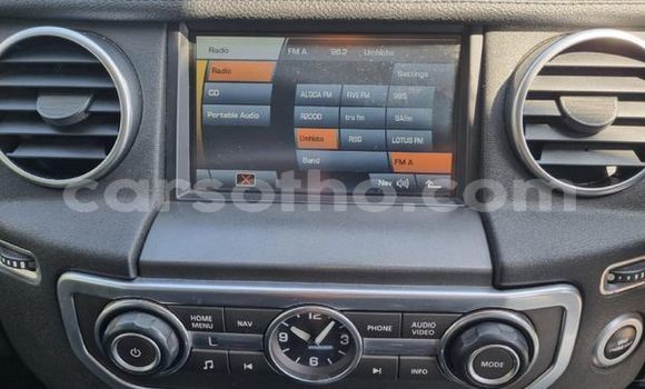 Buy Used Land Rover Discovery White Car in Maseru in Maseru Buy Used Land Rover Discovery White Car in Maseru in Maseru