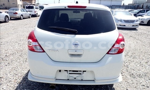 اشتري مستعمل Nissan Tiida White سيارة في Maseru في Maseru اشتري مستعمل Nissan Tiida White سيارة في Maseru في Maseru