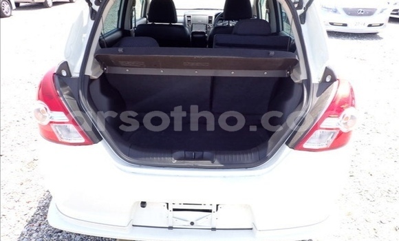 اشتري مستعمل Nissan Tiida White سيارة في Maseru في Maseru اشتري مستعمل Nissan Tiida White سيارة في Maseru في Maseru