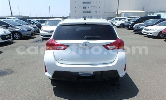 Buy Used Toyota Auris White Car in Maseru in Maseru Buy Used Toyota Auris White Car in Maseru in Maseru