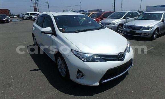 Buy Used Toyota Auris White Car in Maseru in Maseru Buy Used Toyota Auris White Car in Maseru in Maseru