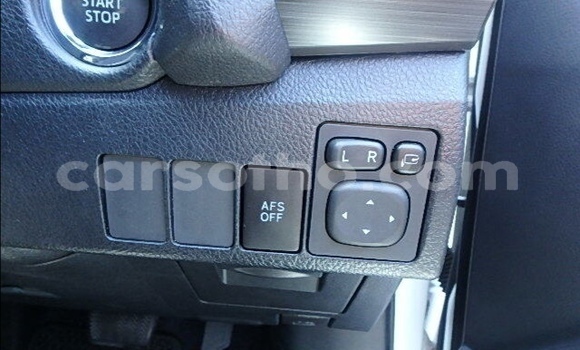 Buy Used Toyota Auris White Car in Maseru in Maseru Buy Used Toyota Auris White Car in Maseru in Maseru