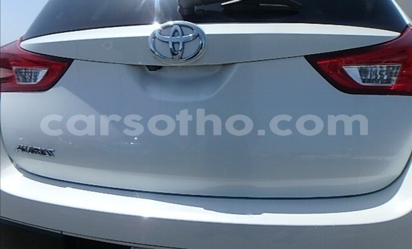 Buy Used Toyota Auris White Car in Maseru in Maseru Buy Used Toyota Auris White Car in Maseru in Maseru