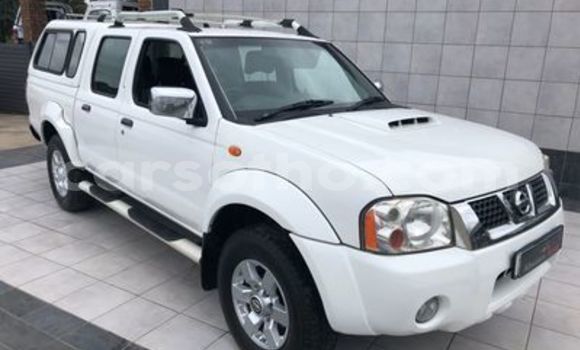 Acheter Occasion Voiture Nissan Hardbody Blanc à Maseru, Maseru Acheter Occasion Voiture Nissan Hardbody Blanc à Maseru, Maseru