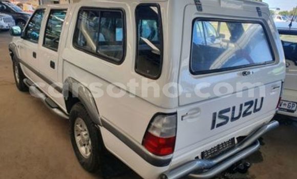 Acheter Occasion Voiture Isuzu KB Blanc à Maseru, Maseru Acheter Occasion Voiture Isuzu KB Blanc à Maseru, Maseru