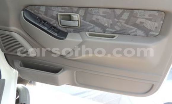 Acheter Occasion Voiture Isuzu KB Blanc à Maseru, Maseru Acheter Occasion Voiture Isuzu KB Blanc à Maseru, Maseru