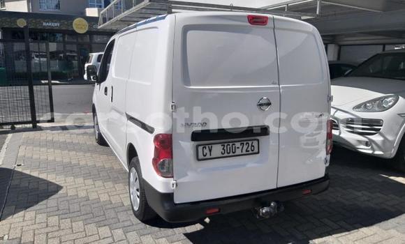 Acheter Occasion Voiture Nissan NV200 Blanc à Maseru, Maseru Acheter Occasion Voiture Nissan NV200 Blanc à Maseru, Maseru