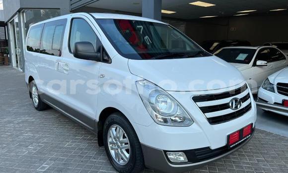 Buy Used Hyundai H1 White Car in Maseru in Maseru Buy Used Hyundai H1 White Car in Maseru in Maseru