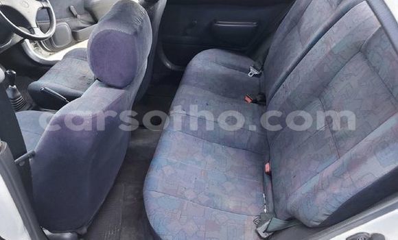 اشتري مستعمل Toyota Corolla White سيارة في Maseru في Maseru اشتري مستعمل Toyota Corolla White سيارة في Maseru في Maseru
