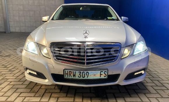 Buy Used Mercedes-Benz S–Class Silver Car in Maseru in Maseru Buy Used Mercedes-Benz S–Class Silver Car in Maseru in Maseru
