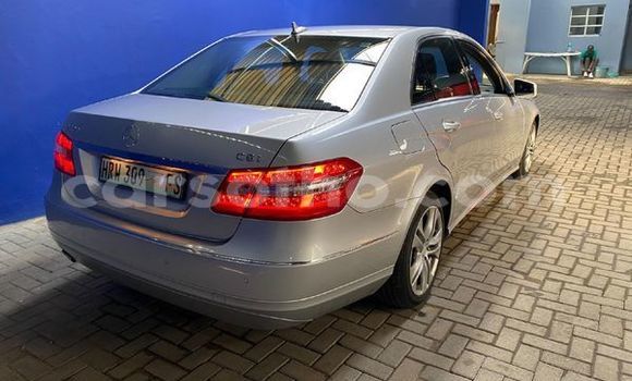 Buy Used Mercedes-Benz S–Class Silver Car in Maseru in Maseru Buy Used Mercedes-Benz S–Class Silver Car in Maseru in Maseru