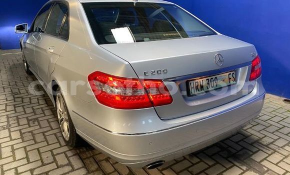 Buy Used Mercedes-Benz S–Class Silver Car in Maseru in Maseru Buy Used Mercedes-Benz S–Class Silver Car in Maseru in Maseru