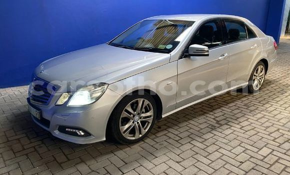 Buy Used Mercedes-Benz S–Class Silver Car in Maseru in Maseru Buy Used Mercedes-Benz S–Class Silver Car in Maseru in Maseru