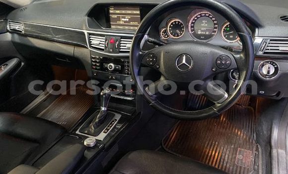 Buy Used Mercedes-Benz S–Class Silver Car in Maseru in Maseru Buy Used Mercedes-Benz S–Class Silver Car in Maseru in Maseru