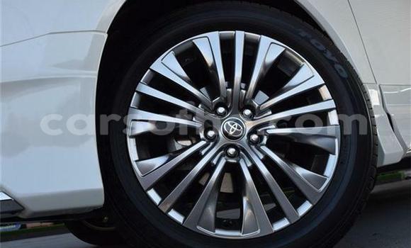 اشتري مستعمل Toyota Harrier White سيارة في Maseru في Maseru اشتري مستعمل Toyota Harrier White سيارة في Maseru في Maseru