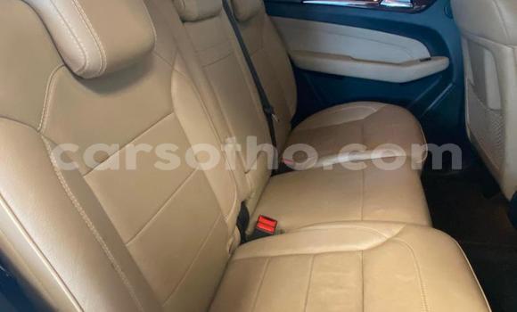 اشتري مستعمل Mercedes-Benz ML–Class Silver سيارة في Butha Buthe في Butha-Buthe اشتري مستعمل Mercedes-Benz ML–Class Silver سيارة في Butha Buthe في Butha-Buthe