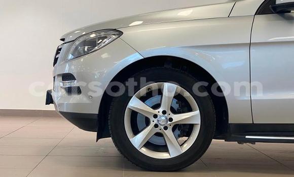 اشتري مستعمل Mercedes-Benz ML–Class Silver سيارة في Butha Buthe في Butha-Buthe اشتري مستعمل Mercedes-Benz ML–Class Silver سيارة في Butha Buthe في Butha-Buthe