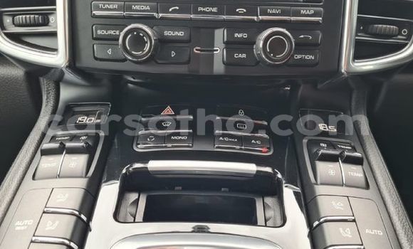 Buy Used Porsche Cayenne White Car in Maseru in Maseru Buy Used Porsche Cayenne White Car in Maseru in Maseru