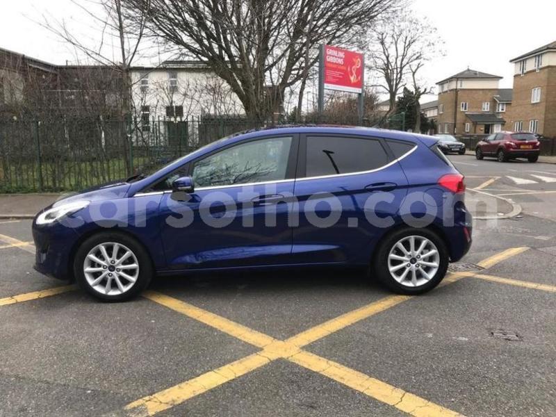 Big with watermark 2017ford fiesta 3
