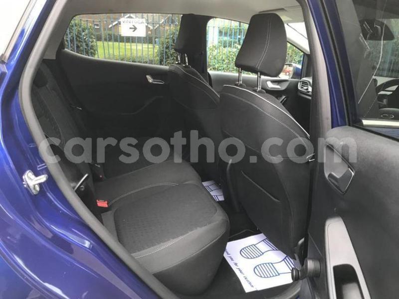 Big with watermark 2017ford fiesta 6