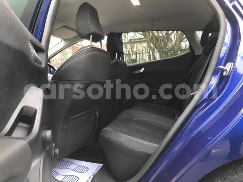 Big with watermark 2017ford fiesta 7