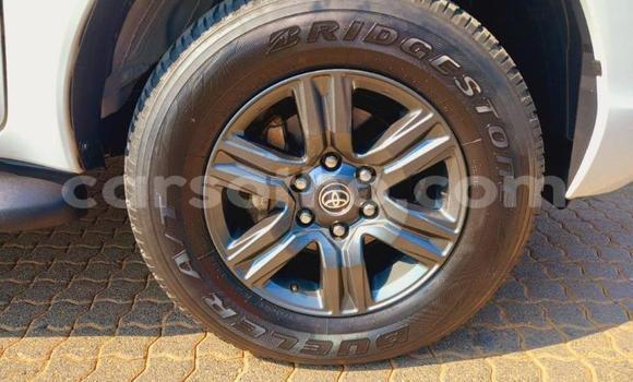 Buy Used Toyota Hilux White Car in Maseru in Maseru Buy Used Toyota Hilux White Car in Maseru in Maseru