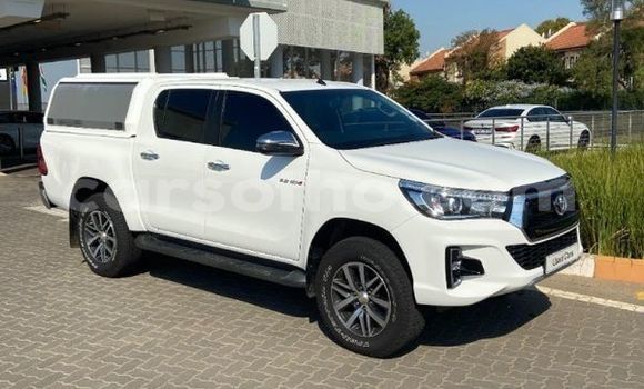 اشتري مستعمل Toyota Hilux White سيارة في Maseru في Maseru اشتري مستعمل Toyota Hilux White سيارة في Maseru في Maseru