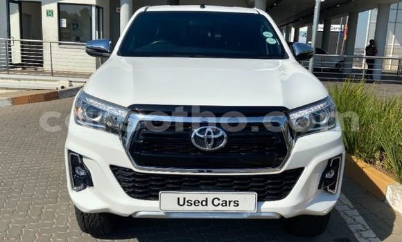 اشتري مستعمل Toyota Hilux White سيارة في Maseru في Maseru اشتري مستعمل Toyota Hilux White سيارة في Maseru في Maseru