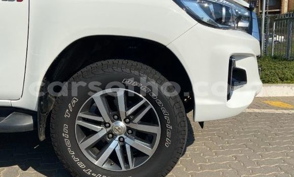اشتري مستعمل Toyota Hilux White سيارة في Maseru في Maseru اشتري مستعمل Toyota Hilux White سيارة في Maseru في Maseru