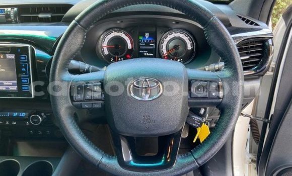 اشتري مستعمل Toyota Hilux White سيارة في Maseru في Maseru اشتري مستعمل Toyota Hilux White سيارة في Maseru في Maseru