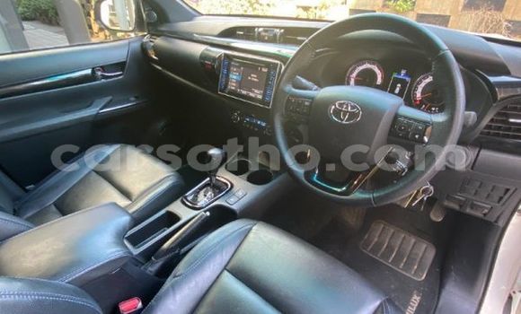 اشتري مستعمل Toyota Hilux White سيارة في Maseru في Maseru اشتري مستعمل Toyota Hilux White سيارة في Maseru في Maseru