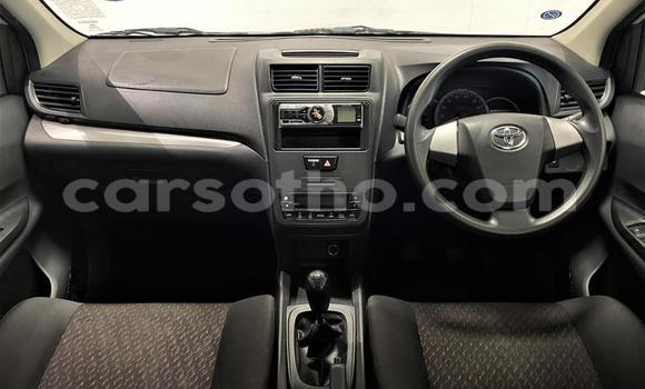 Sayi Na hannu Toyota Avanza Silver Mota in Butha Buthe a Butha-Buthe Sayi Na hannu Toyota Avanza Silver Mota in Butha Buthe a Butha-Buthe