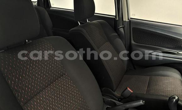 Sayi Na hannu Toyota Avanza Silver Mota in Butha Buthe a Butha-Buthe Sayi Na hannu Toyota Avanza Silver Mota in Butha Buthe a Butha-Buthe