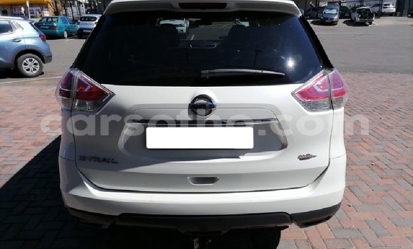 Sayi Na hannu Nissan X–Trail White Mota in Maputsoa a Leribe Sayi Na hannu Nissan X–Trail White Mota in Maputsoa a Leribe