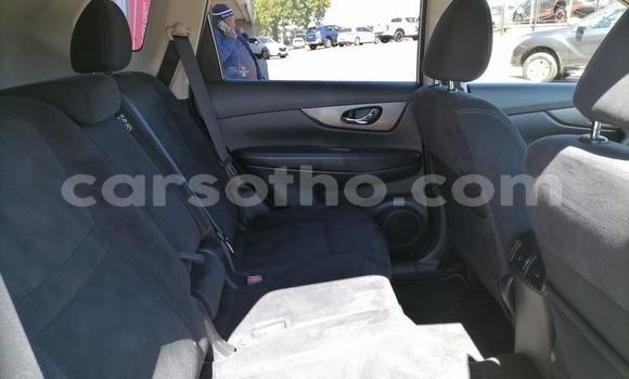 Sayi Na hannu Nissan X–Trail White Mota in Maputsoa a Leribe Sayi Na hannu Nissan X–Trail White Mota in Maputsoa a Leribe