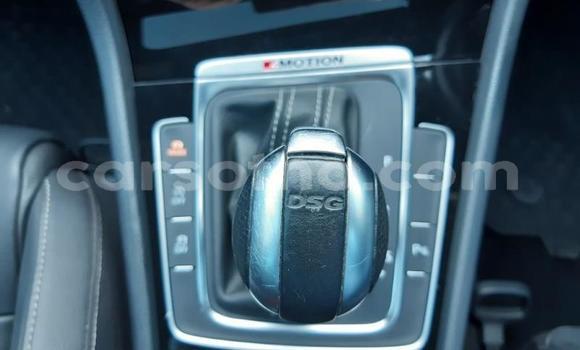 Sayi Na hannu Volkswagen Golf R White Mota in Maseru a Maseru Sayi Na hannu Volkswagen Golf R White Mota in Maseru a Maseru