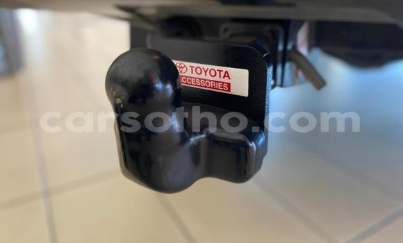 Acheter Occasion Voiture Toyota Hilux Blanc à Maputsoa, Leribe Acheter Occasion Voiture Toyota Hilux Blanc à Maputsoa, Leribe