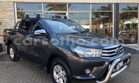 Buy Used Toyota Hilux Silver Car in Maseru in Maseru Buy Used Toyota Hilux Silver Car in Maseru in Maseru
