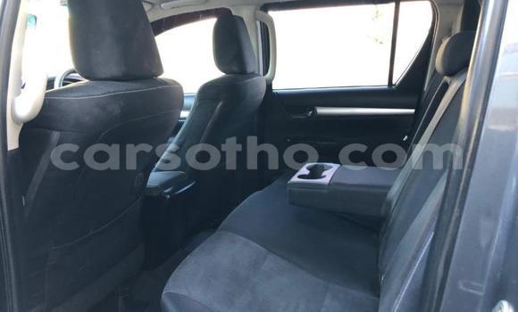 Buy Used Toyota Hilux Silver Car in Maseru in Maseru Buy Used Toyota Hilux Silver Car in Maseru in Maseru