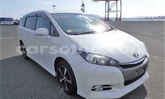 Buy Used Toyota Wish White Car in Maseru in Maseru Buy Used Toyota Wish White Car in Maseru in Maseru