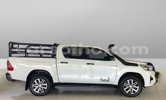 Buy Used Toyota Hilux White Car in Maseru in Maseru Buy Used Toyota Hilux White Car in Maseru in Maseru