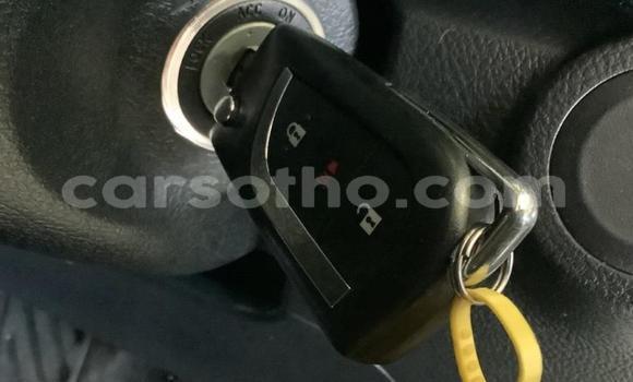 Buy Used Toyota Hilux White Car in Maseru in Maseru Buy Used Toyota Hilux White Car in Maseru in Maseru