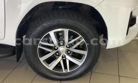 Buy Used Toyota Hilux White Car in Maseru in Maseru Buy Used Toyota Hilux White Car in Maseru in Maseru